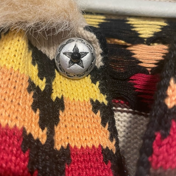 Great condition no rips stains or tears - Picture 8 of 14